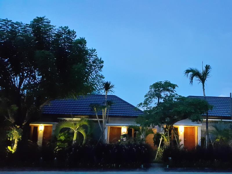 פאלו Kampoeng Nelayan Hotel מראה חיצוני תמונה